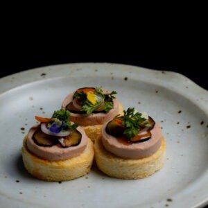 鵝肝慕絲提子多士 12pc
