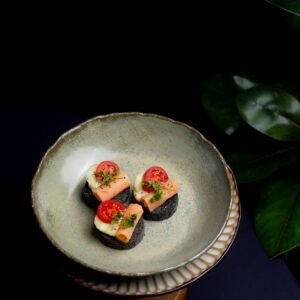煙三文魚青瓜多士 12pc
